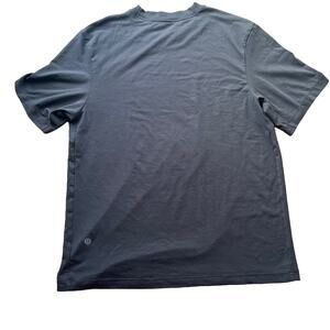 Lululemon Men’s Training Tee Small Dark Gray Short Sleeve Cotton Blend